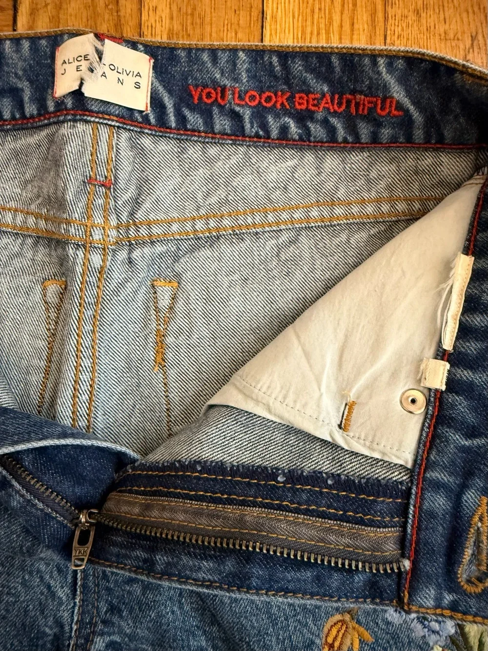 Alice + Olivia
BEAUTIFUL EMBROIDERED JEAN - Picture 11 of 16